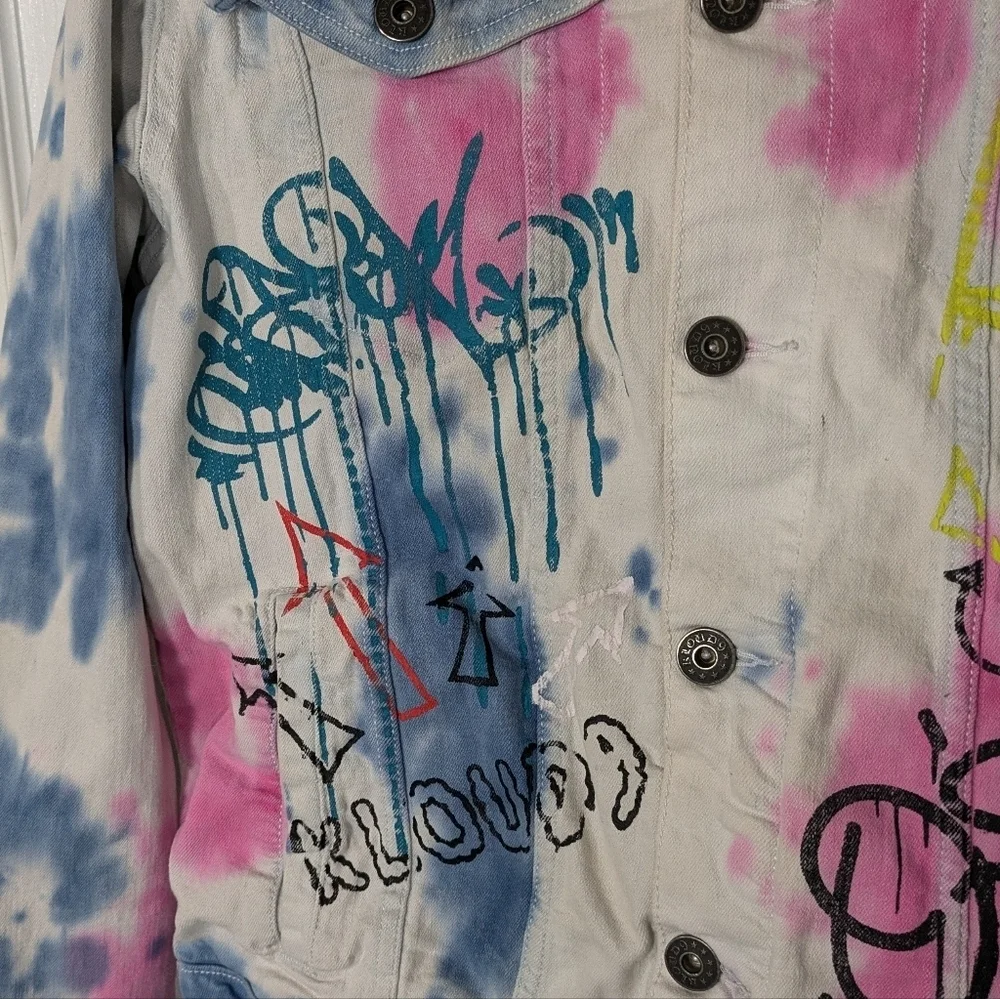 Kloud9 Streetwear Distressed Tie Dyed Graffiti White Button Up Denim Jacket Med.